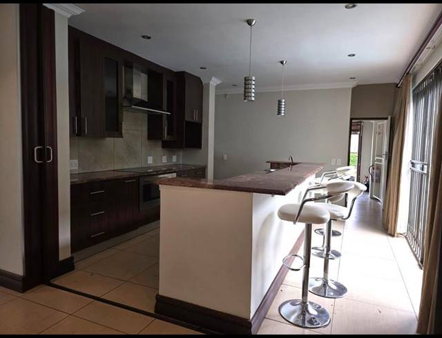 4 BEDROOM PROPERTY TO RENT IN BROOKLYN